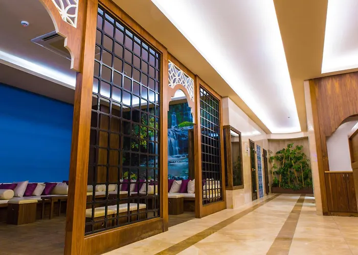 Kahya Aqua & SpaResort Hotel